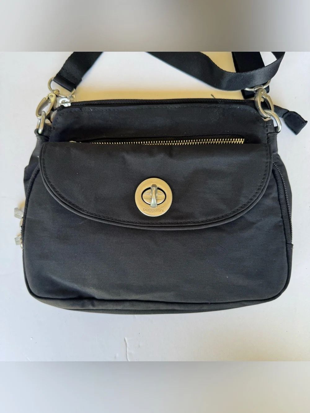Baggallini Calais Black Nylon Crossbody Bag
